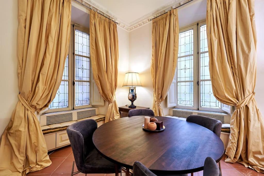 Irex - Cavour Private Apartment Rome Buitenkant foto
